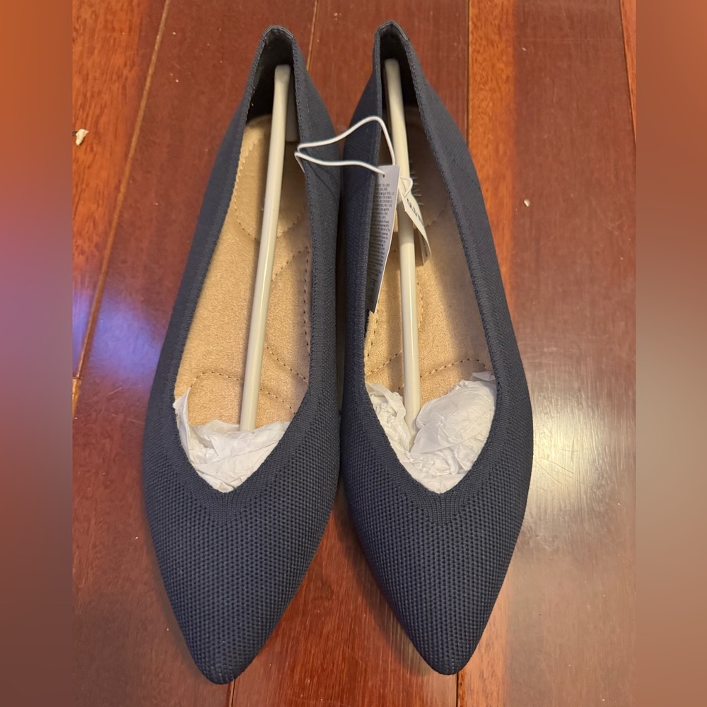 Old Navy Textured Knit Pointy Toe Ballet Shoes - Navy